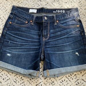 Gap boyfriend denim shorts